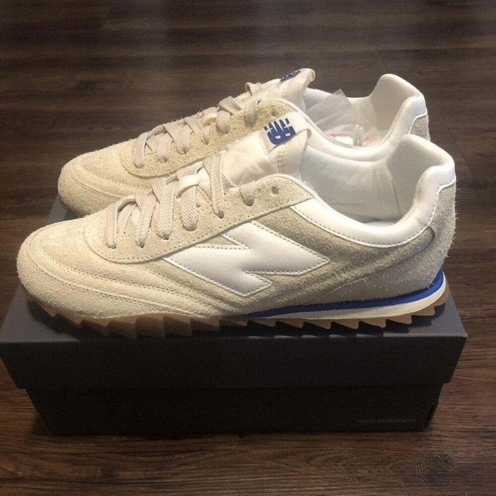 Mens New Balance RC30 - Size 11.5 in Macadamia Cream Excellent Condition